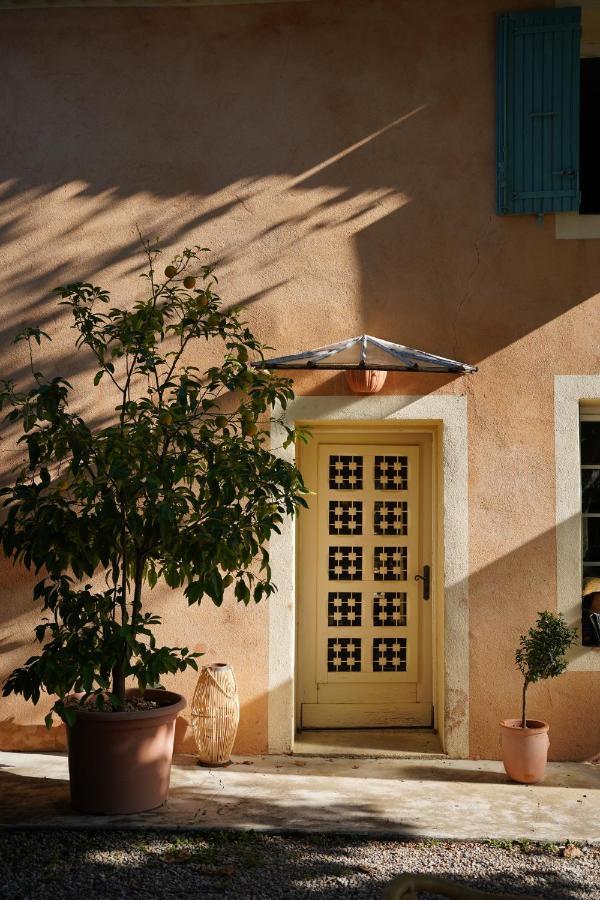 Отель Maison D'Hotes Le Mas Des Vignes Rochegude  Экстерьер фото